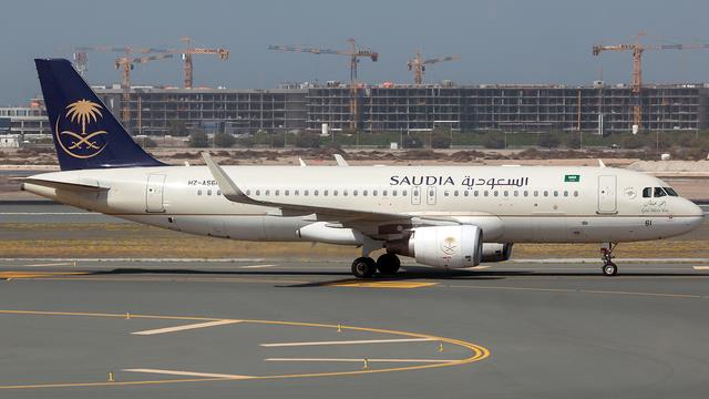 HZ-AS61:Airbus A320-200:Saudia